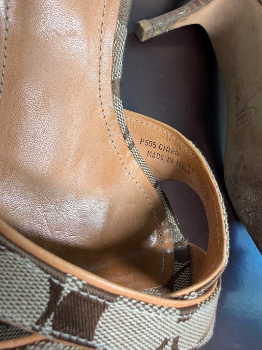 Vintage Coach Kitten heels